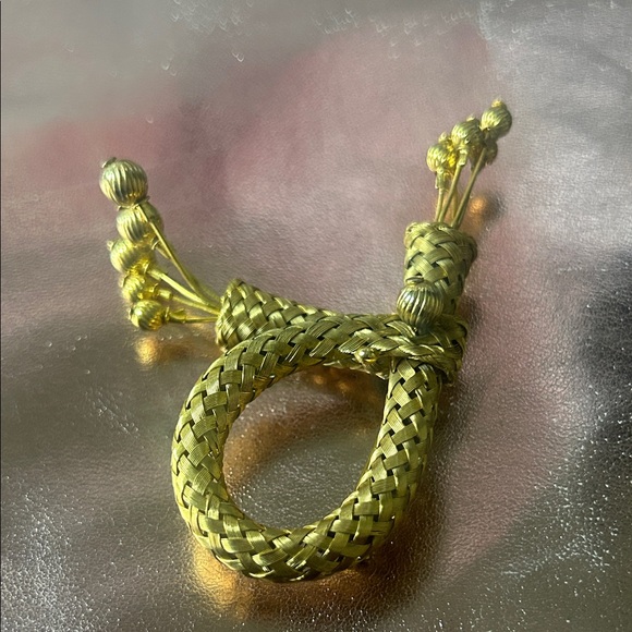 Vintage Gold Rope Knot Brooch #46004 - Picture 2 of 5